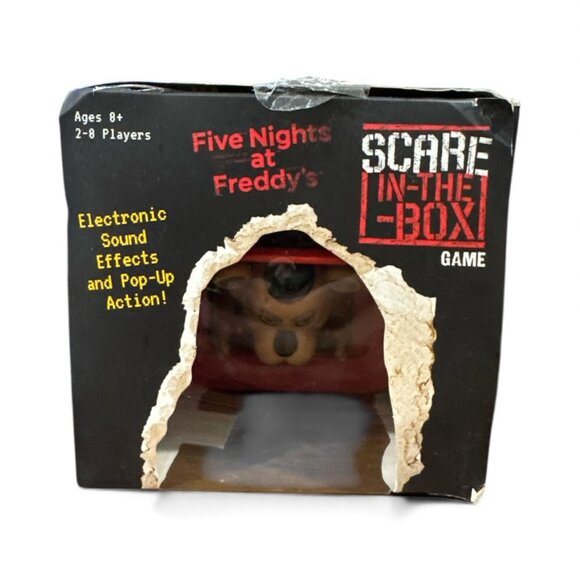 Five Nights at Freddy's Funko Scare-in-The-Box Game  (BOX DAMAGE) - Picture 2 of 4